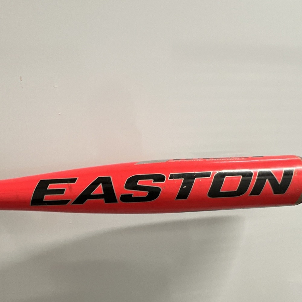 Easton Typhoon YSB19TY12 Bat 29". Weighs 17oz 2 1/4 in Orange. USED